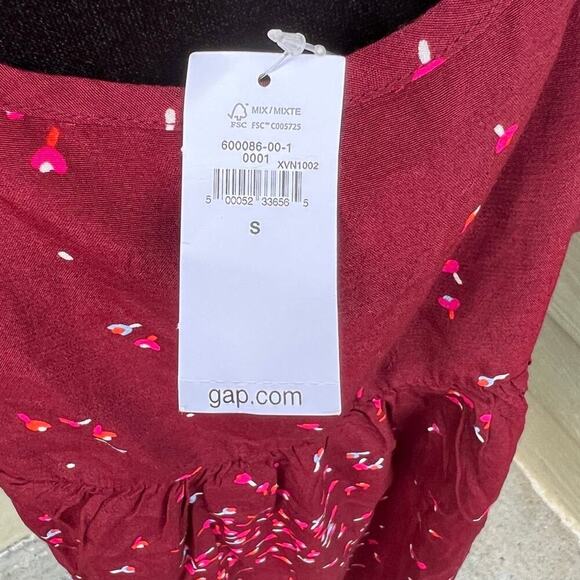 GAP blouse, V-neck, Maroon multicolor short sleeve women's size S, NWT - Picture 5 of 8